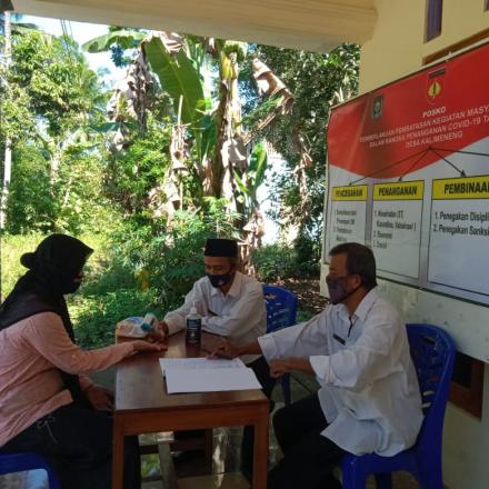 Pelaksanaan PPKM Mikro Desa Kalimeneng